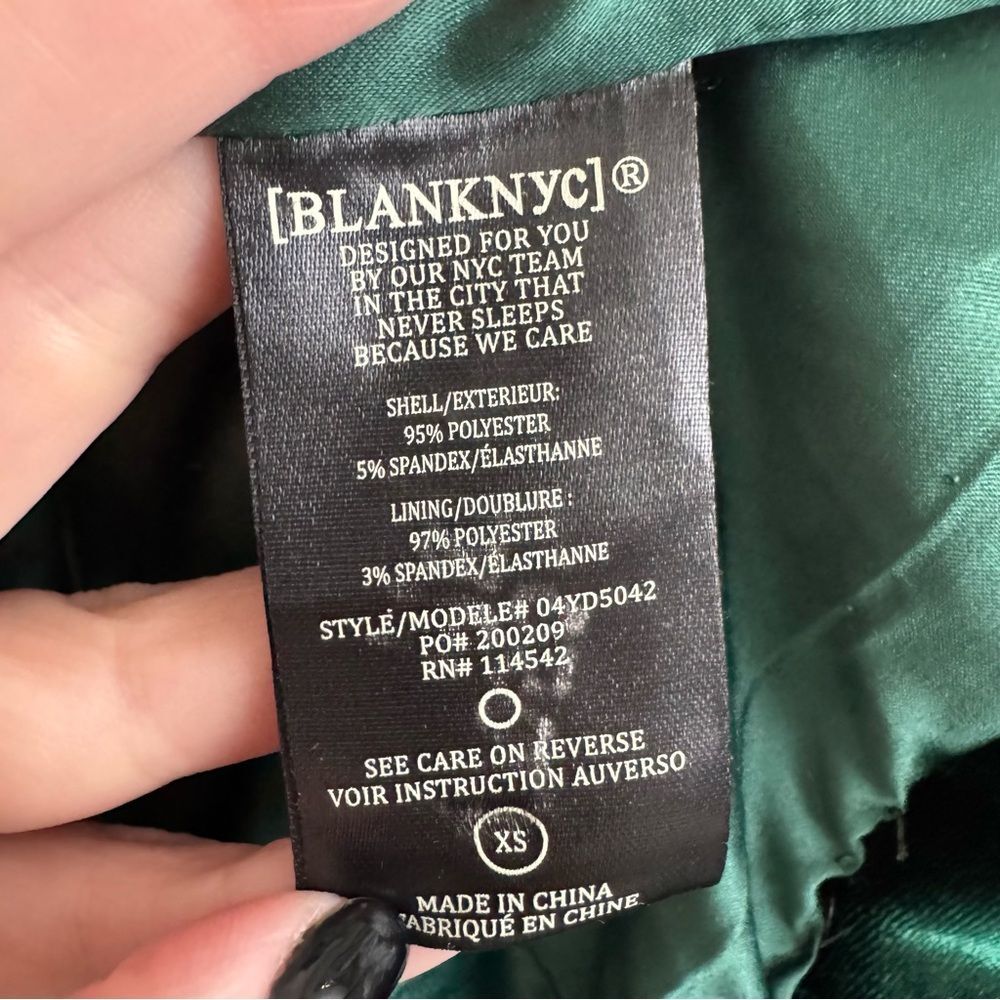 Blank NYC Street Smart Emerald Green Velvet Blazer Jacket - Picture 4 of 5